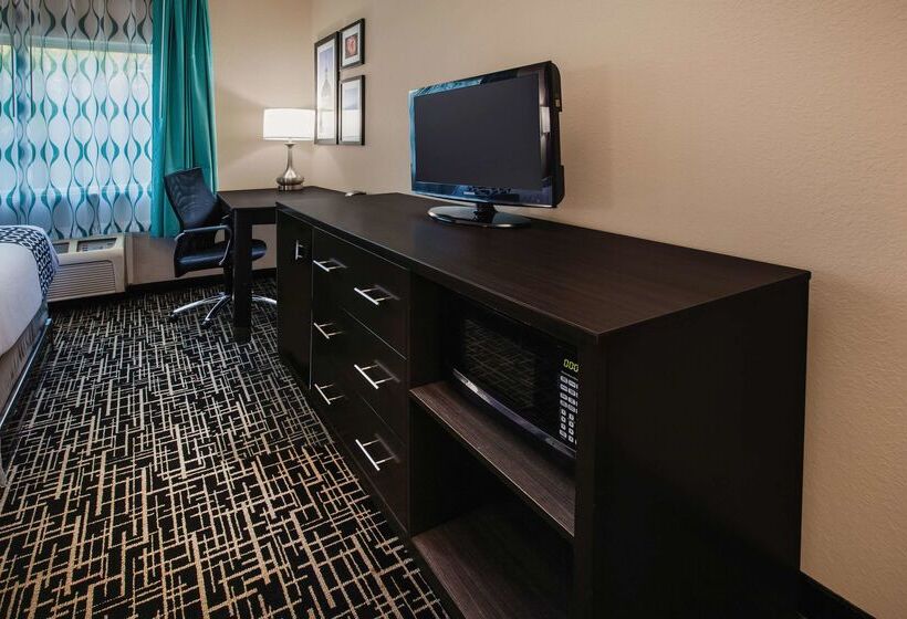 فندق La Quinta Inn By Wyndham Indianapolis North At Pyramids