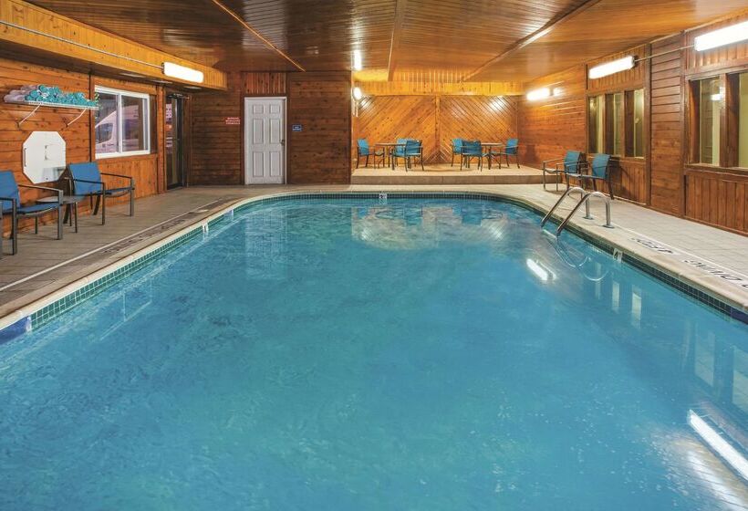 فندق La Quinta Inn By Wyndham Indianapolis North At Pyramids