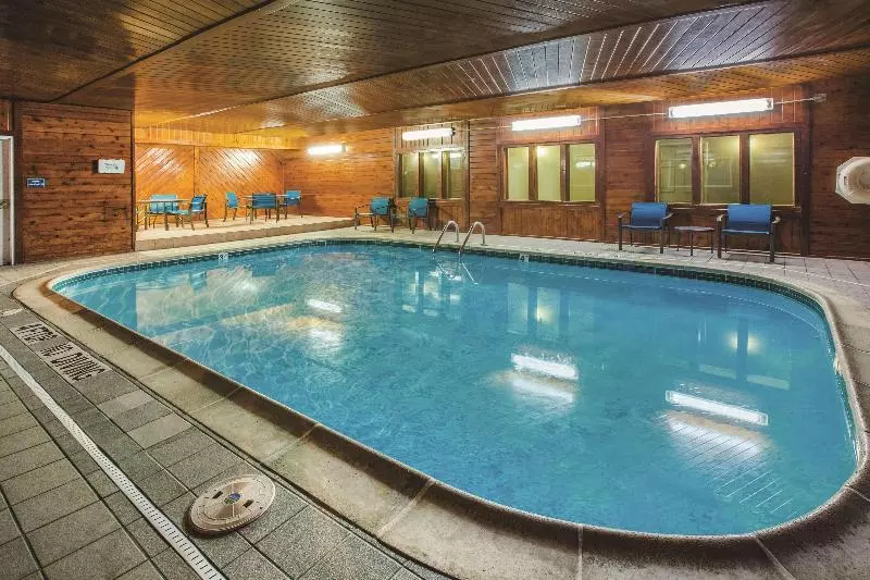 בית מלון כפרי La Quinta Inn By Wyndham Indianapolis North At Pyramids