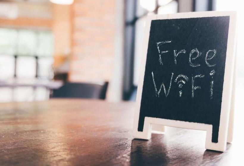 فندق Mayfair Inn