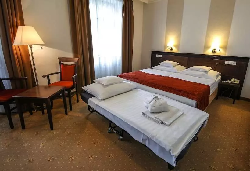 ホテル Palota Lillafüred