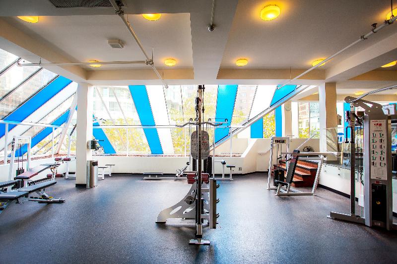 Pinnacle Hotel Harbourfront