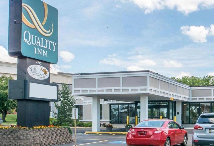 בית מלון כפרי Quality Inn Geneseo