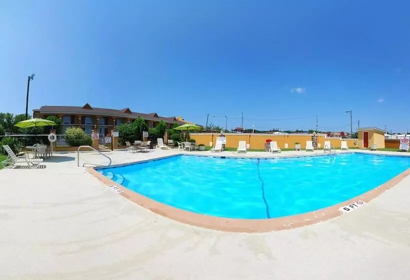 בית מלון כפרי Quality Inn Greenwood Hwy 25