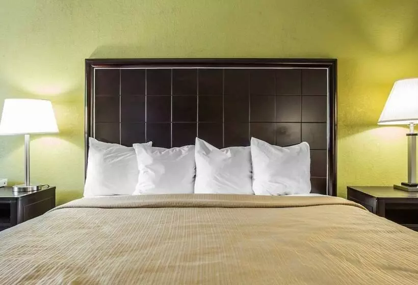 בית מלון כפרי Quality Inn Greenwood Hwy 25