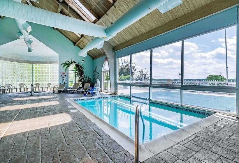 فندق Quality Inn