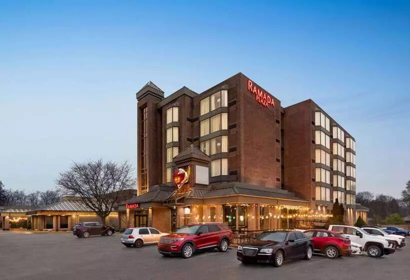 Hotel Ramada Plaza By Wyndham Niagara Falls