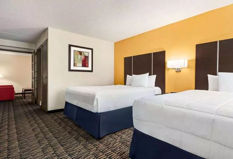 Hotel Ramada Plaza By Wyndham Niagara Falls