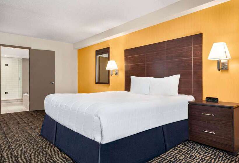 בית מלון כפרי Ramada Plaza By Wyndham Niagara Falls