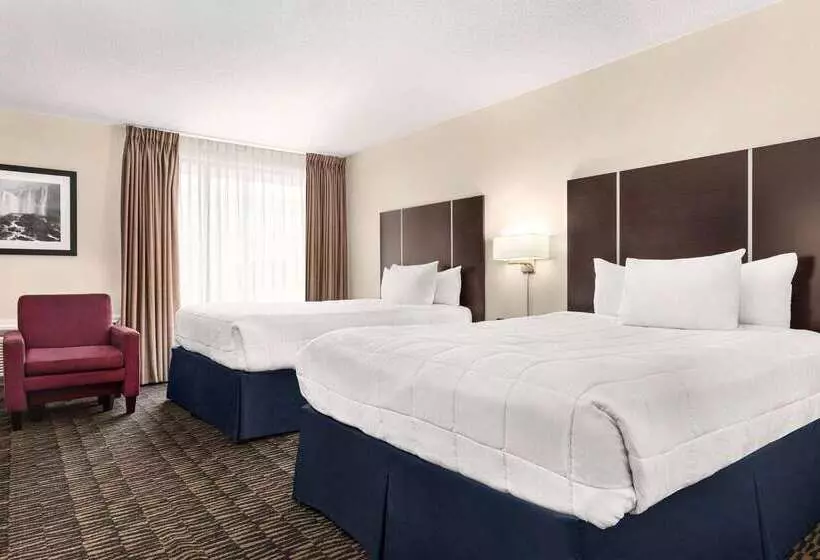 Hotel Ramada Plaza By Wyndham Niagara Falls