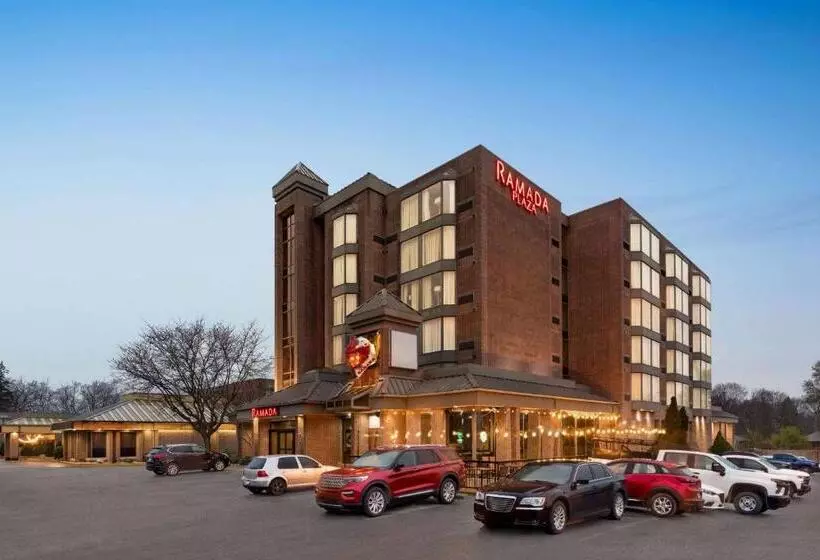 Hotel Ramada Plaza By Wyndham Niagara Falls