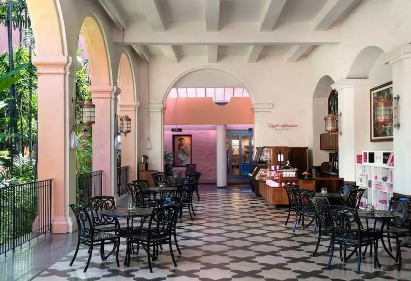 호텔 Sheraton Waikiki Beach Resort