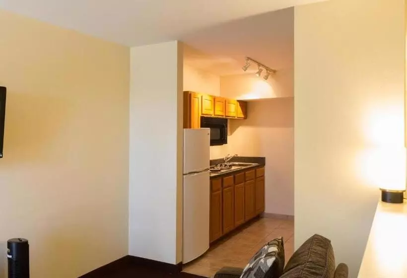 Мотель Marina Inn & Suites Chalmettenew Orleans