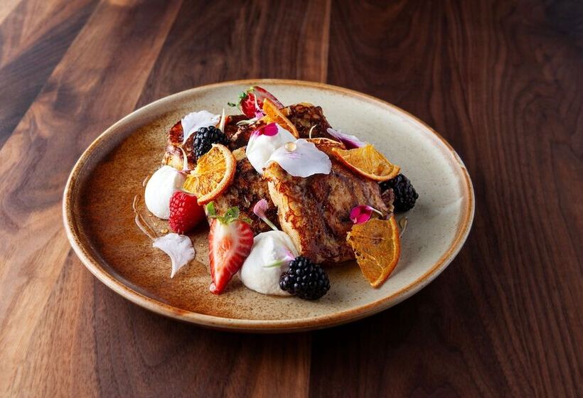 Delta Hotels By Marriott Victoria Ocean Pointe Resort