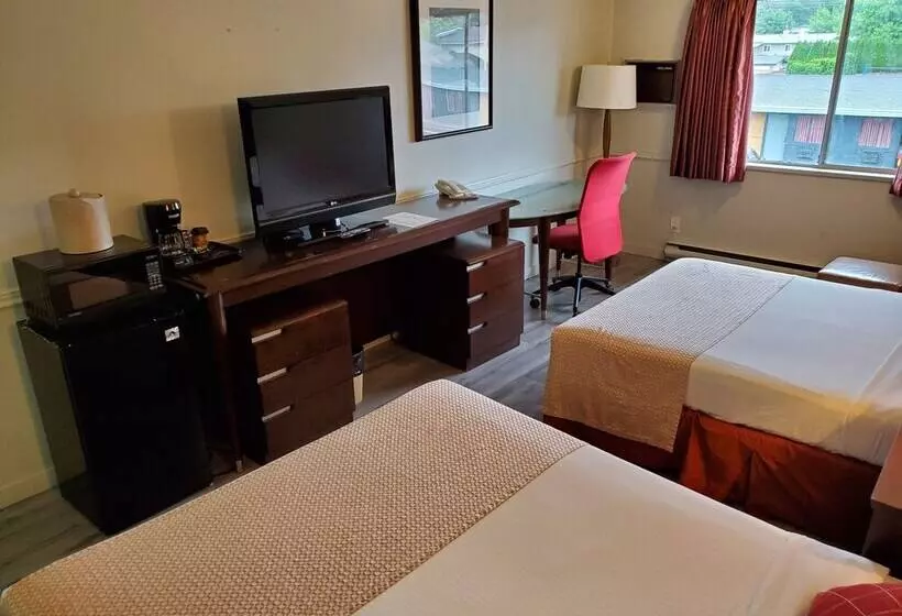 هتل Alpine Inn Abbotsford