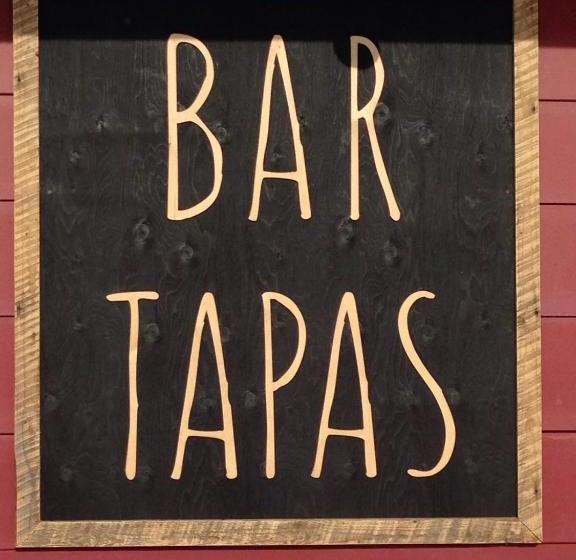 فندق Auberge De Jeunesse Le Camp De Base