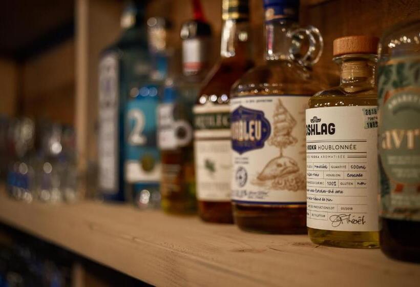 فندق Auberge De Jeunesse Le Camp De Base