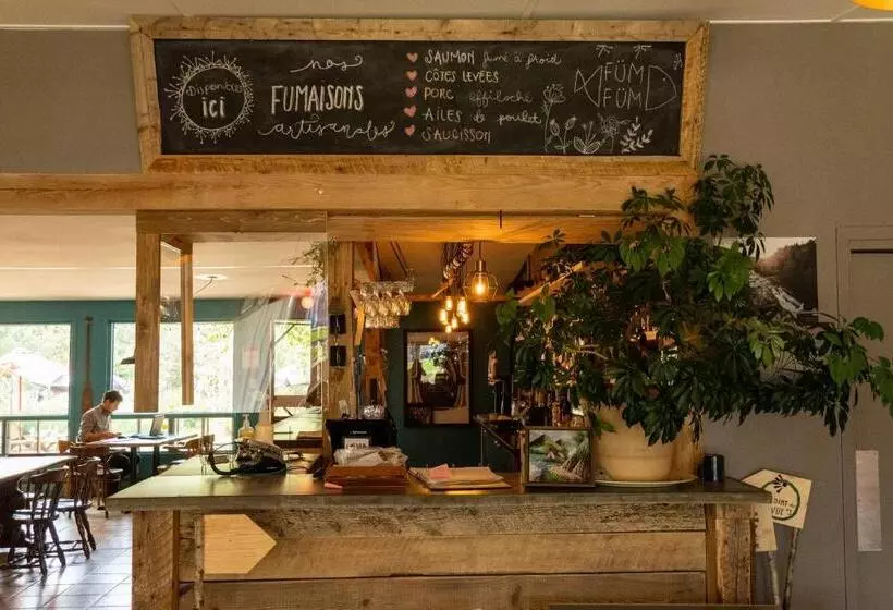 酒店 Auberge De Jeunesse Le Camp De Base