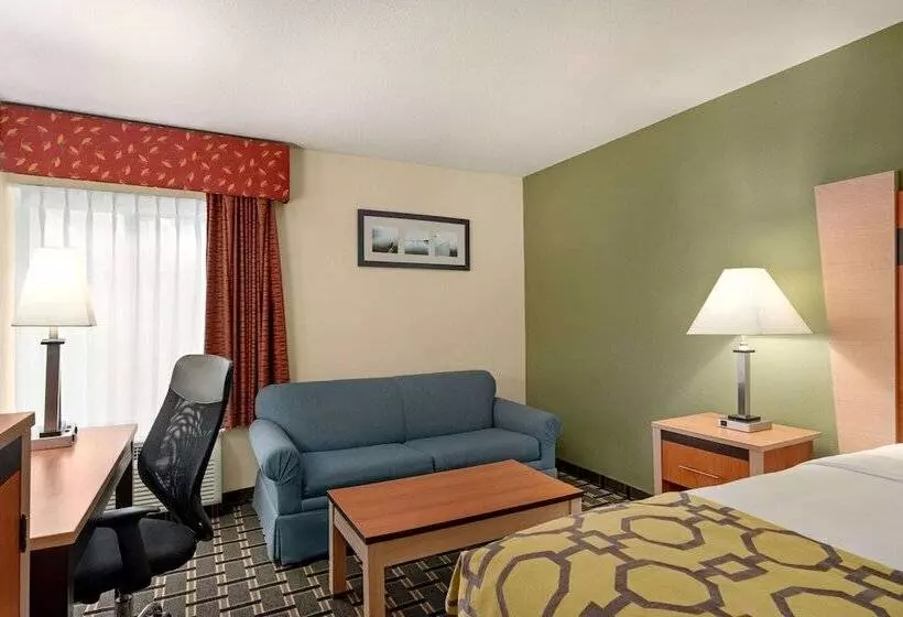 هتل Baymont By Wyndham North Dartmouth Fall River