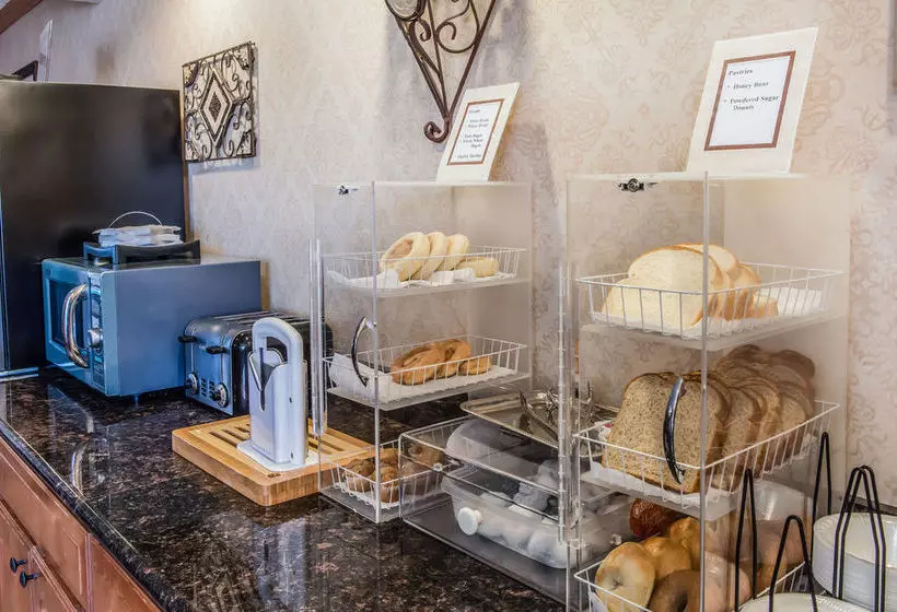 酒店 Econo Lodge Wexford