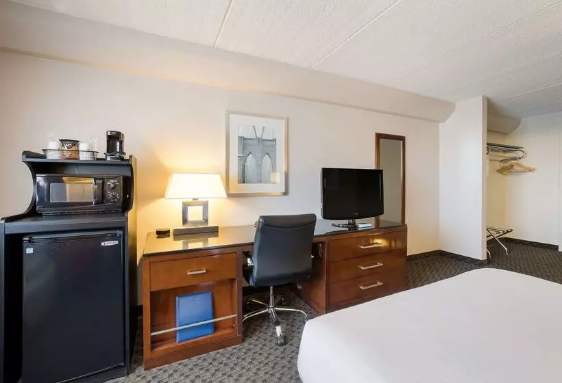 호텔 Best Western Riverfront Inn