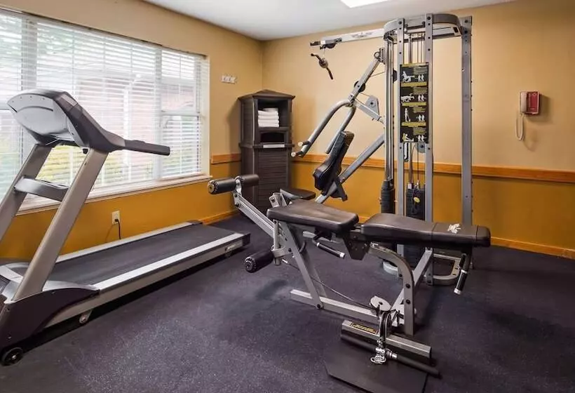 فندق Best Western West Greenwich Inn