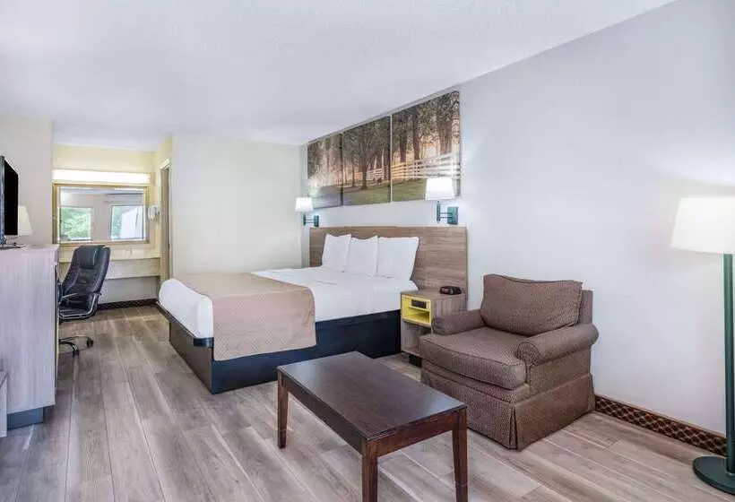 酒店 Days Inn By Wyndham Macon I475