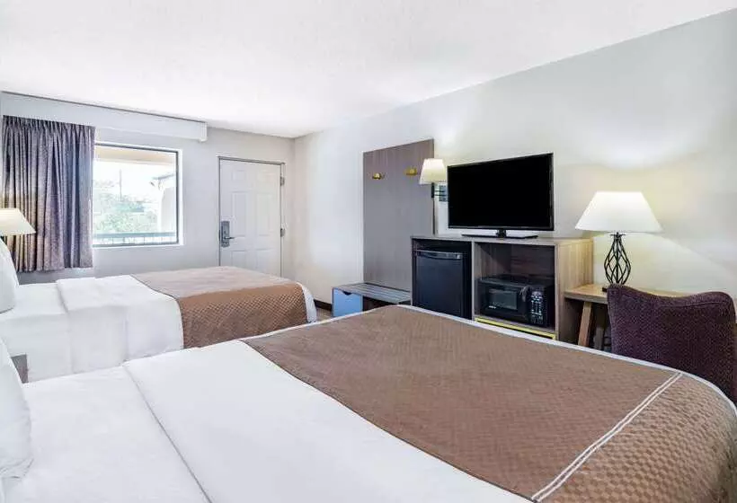 酒店 Days Inn By Wyndham Macon I475