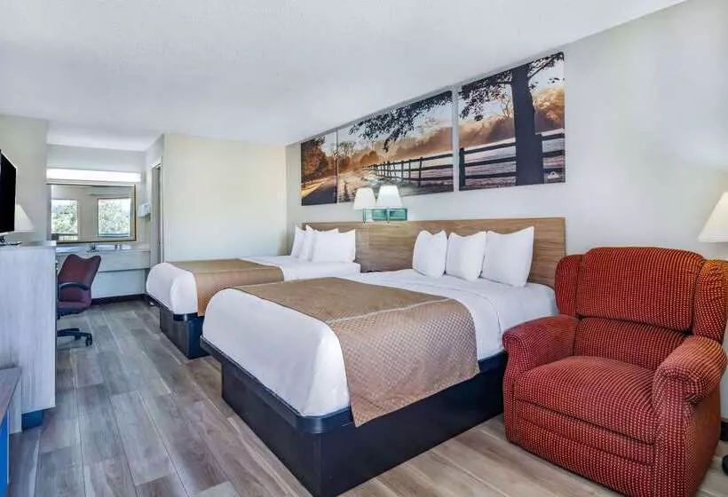 酒店 Days Inn By Wyndham Macon I475