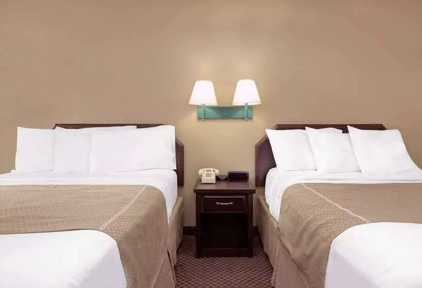 酒店 Days Inn By Wyndham Macon I475