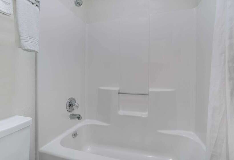 فندق Days Inn By Wyndham Macon I475