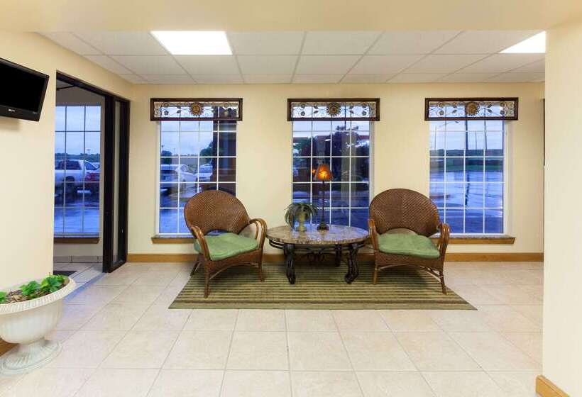 Hotel Days Inn By Wyndham Shawnee