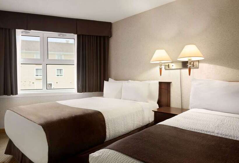 בית מלון כפרי Days Inn By Wyndham Troisrivieres