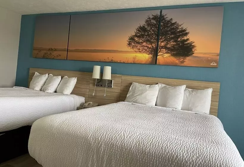 호텔 Days Inn By Wyndham Warrensburg