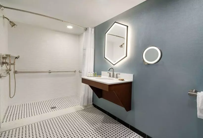 Отель Doubletree By Hilton Ocean City Oceanfront