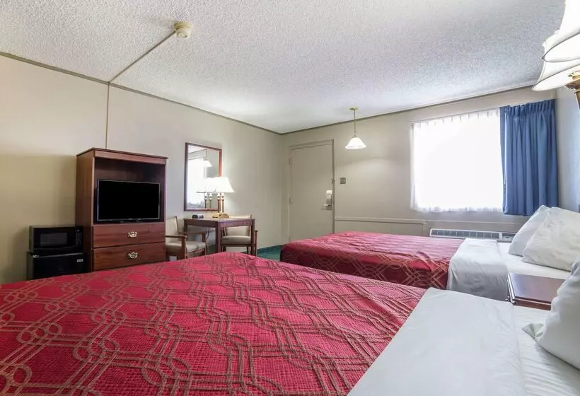Отель Econo Lodge Salina Scenic Route 89 & I 70
