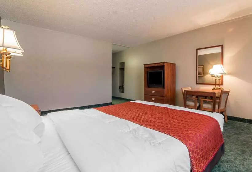 Отель Econo Lodge Salina Scenic Route 89 & I 70