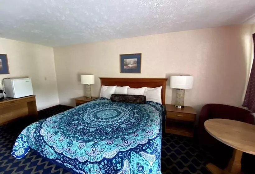 فندق Economy Lodge 682 Main St Sturbridge