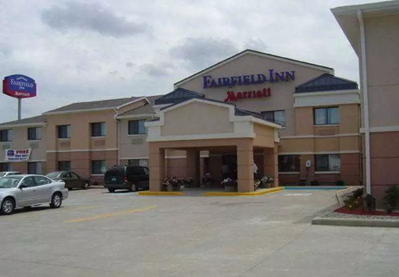 هتل Fairfield Inn Muncie
