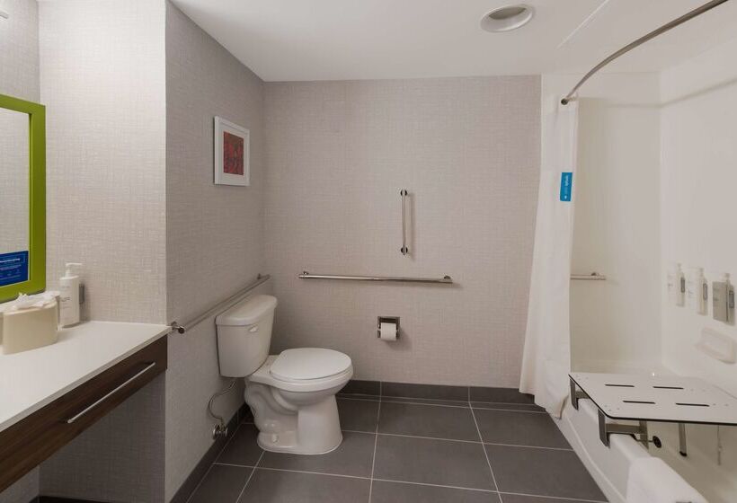 호텔 Hampton Inn Nanuet