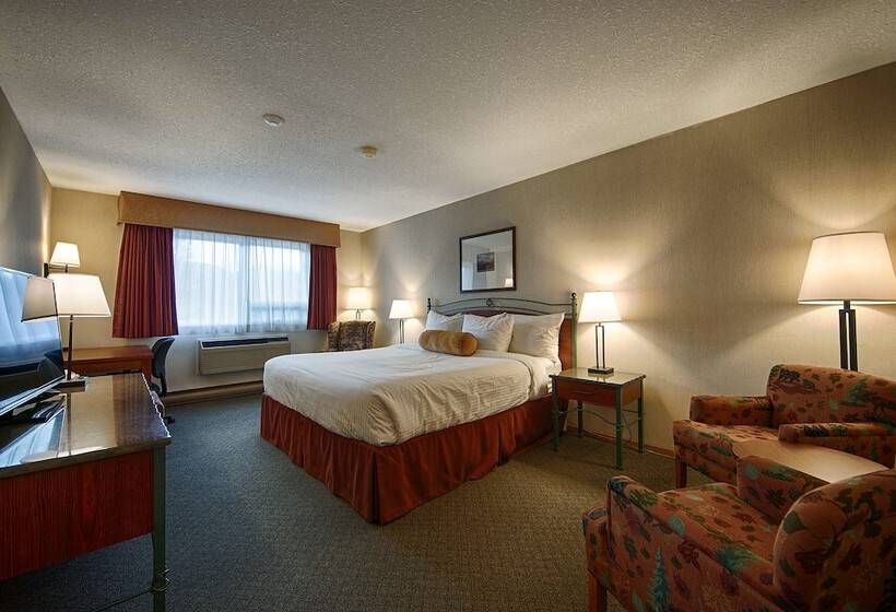 هتل Invermere Inn & Suites