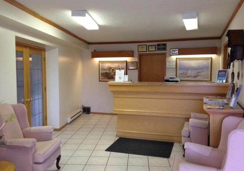 فندق Knights Inn Lethbridge