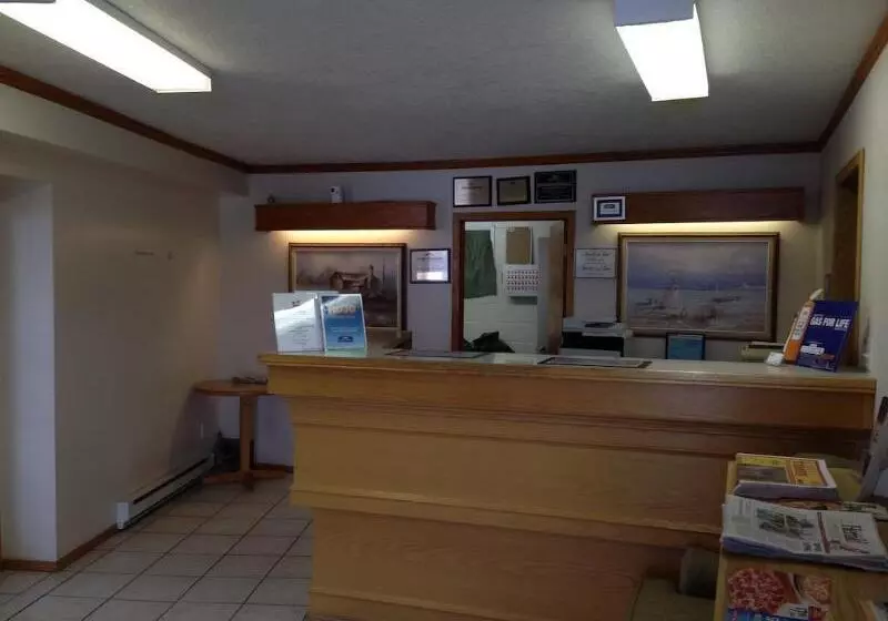 호텔 Knights Inn Lethbridge