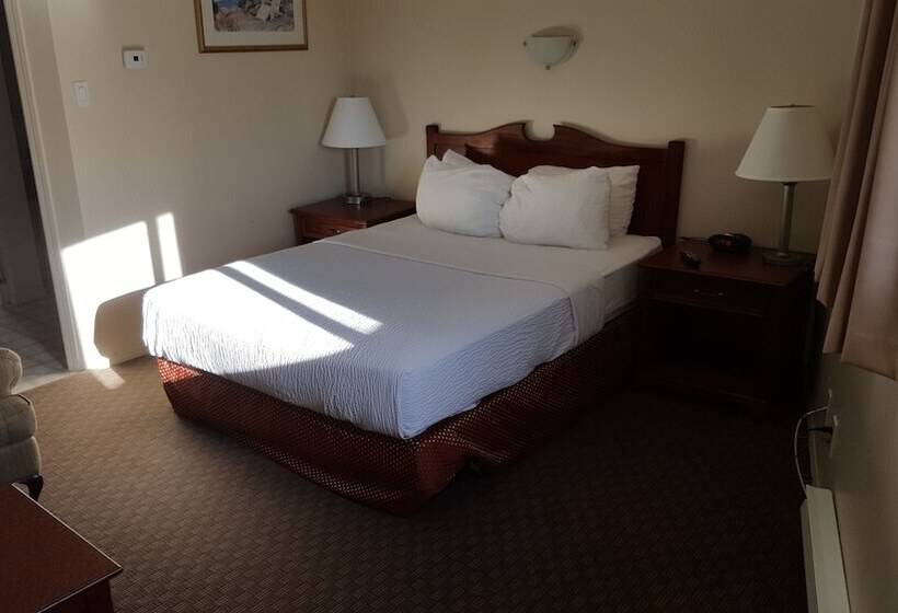 فندق Knights Inn Lethbridge