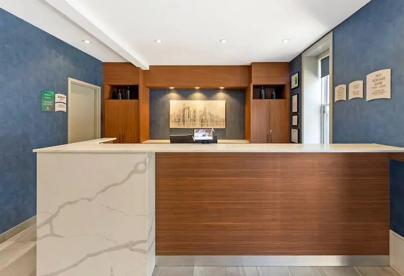 ホテル Quality Inn Centre Ville