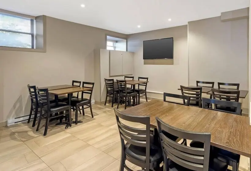 ホテル Quality Inn Centre Ville