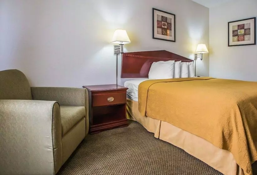 Отель Quality Inn Peru Near Starved Rock State Park