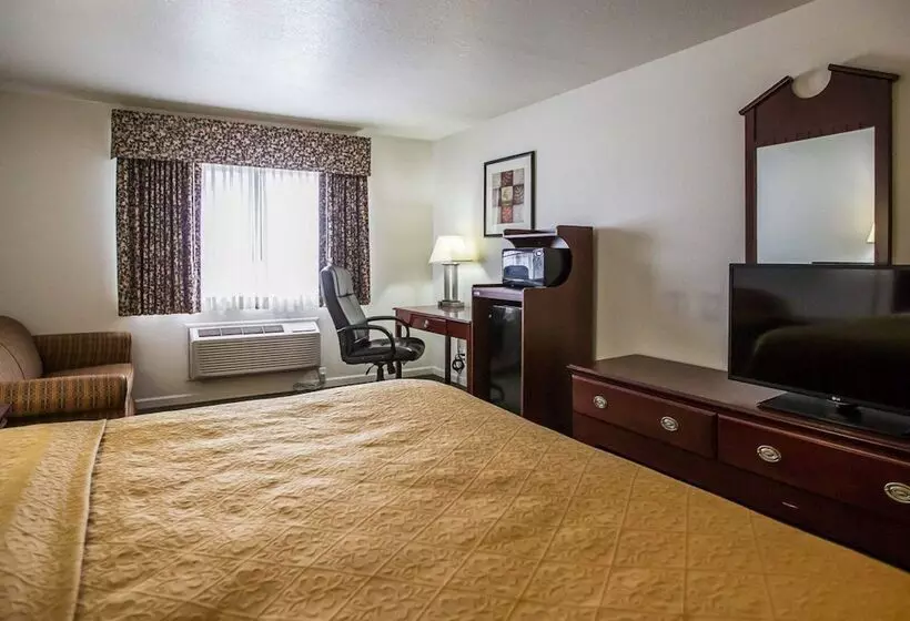 Отель Quality Inn Peru Near Starved Rock State Park