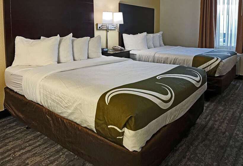 فندق Quality Inn