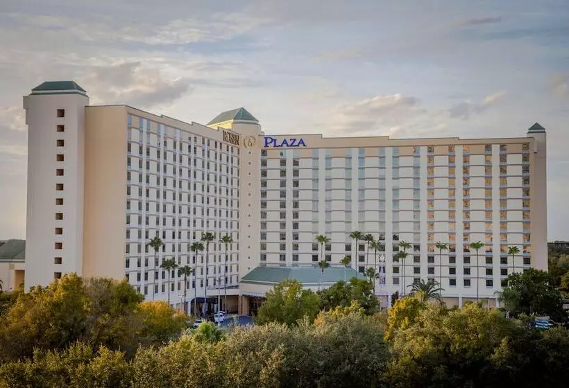 בית מלון כפרי Rosen Plaza